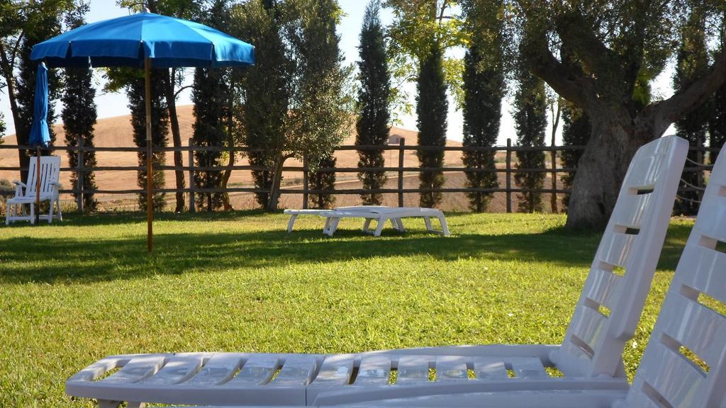 Agriturismo Toscanella Montebello Eksteriør bilde