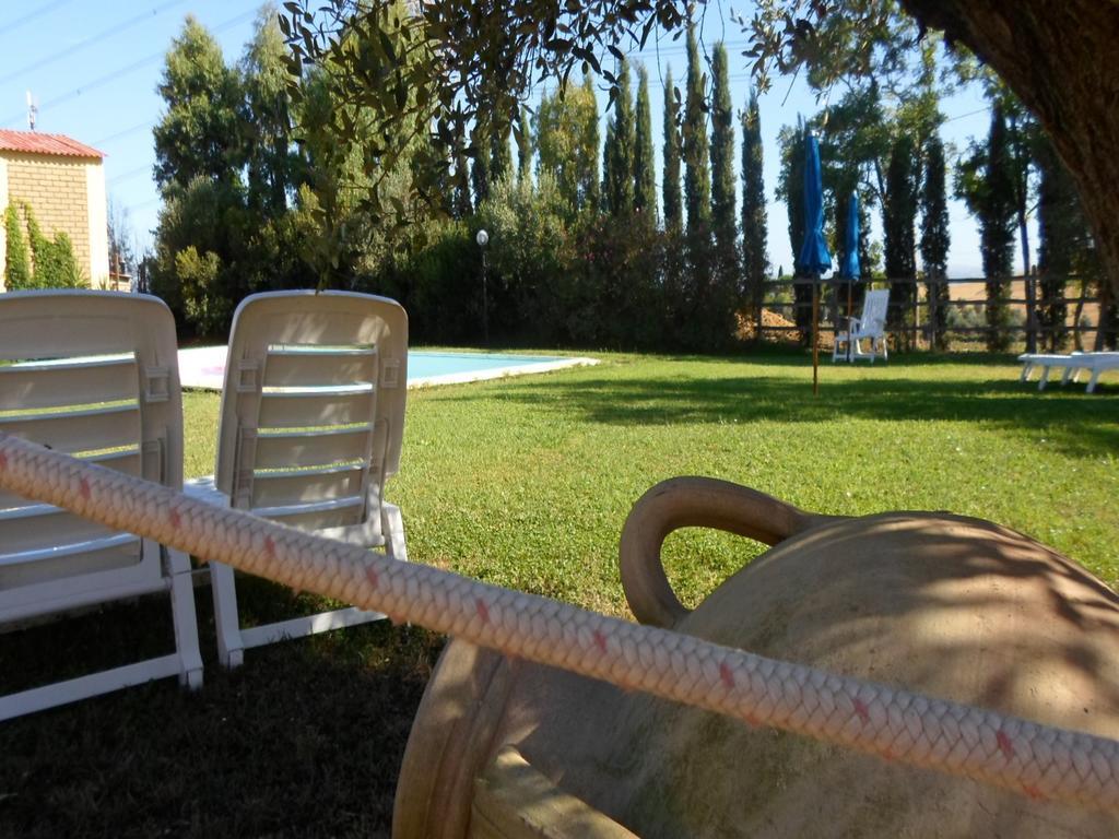 Agriturismo Toscanella Montebello Eksteriør bilde